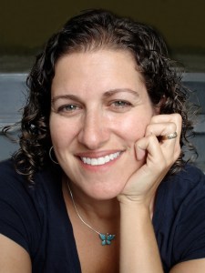 Interview with writer Michelle Ray by Nicole Melanson - photo by Dana K. Pelzman