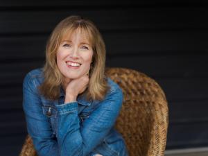 Writer Fiona Robertson - photo by Sheona Beach